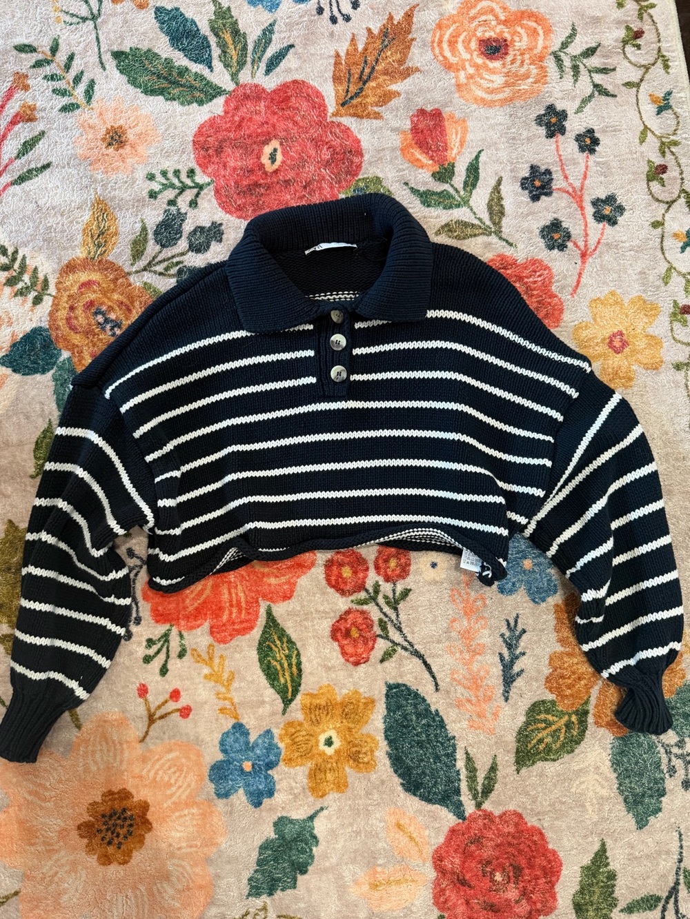 Zara Navy and White Striped Thick Knit Cropped Sweater